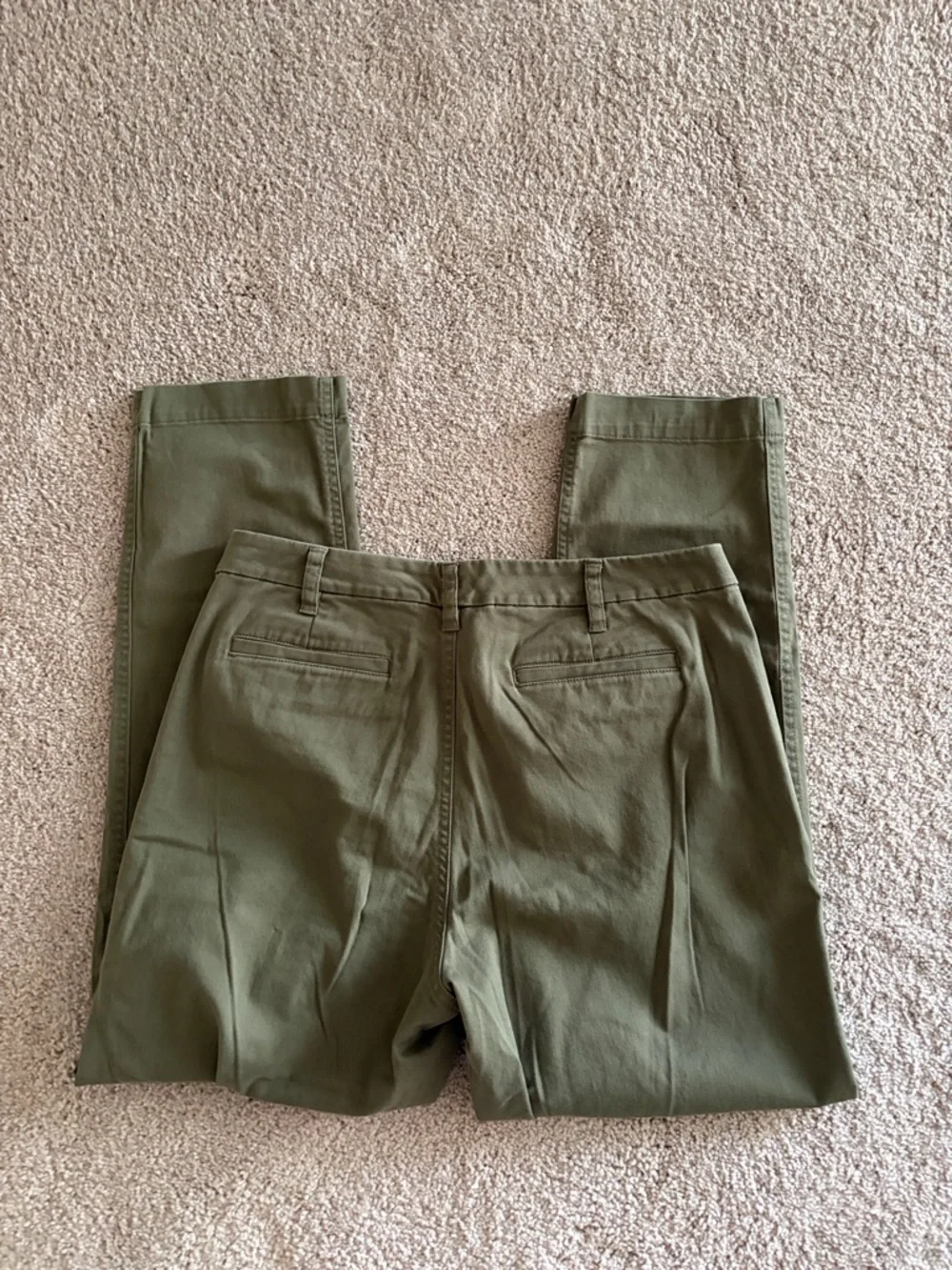 J.Crew women’s Olive Green Straight Chino Pants size 8 like new inseam 27” - Picture 5 of 5